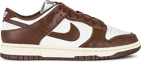Dunk Low Sneaker