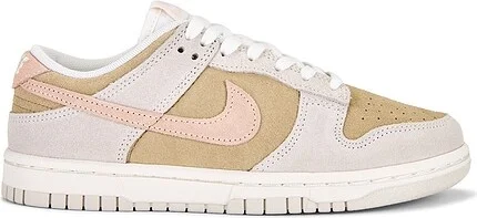 Dunk Low Sneaker