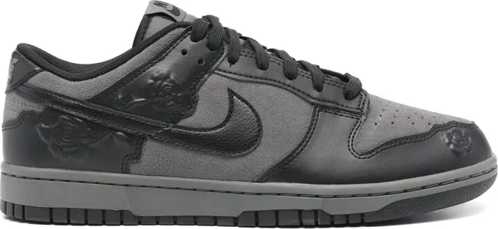 Dunk Low sneakers