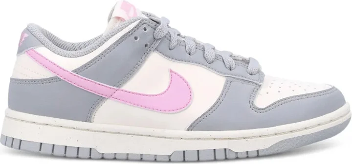 Dunk Low sneakers