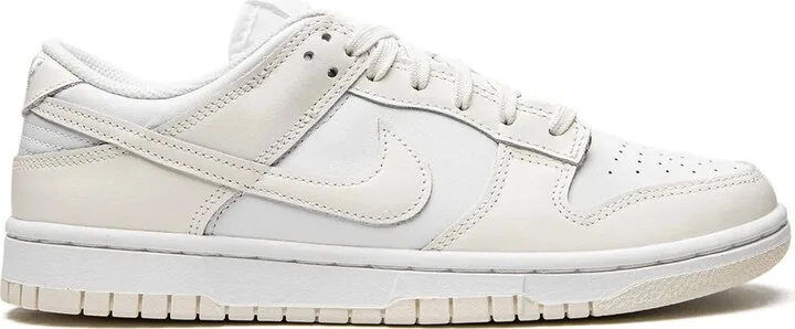 Dunk Low sneakers