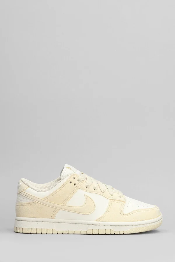 Dunk Low Sneakers In Beige Suede And Leather
