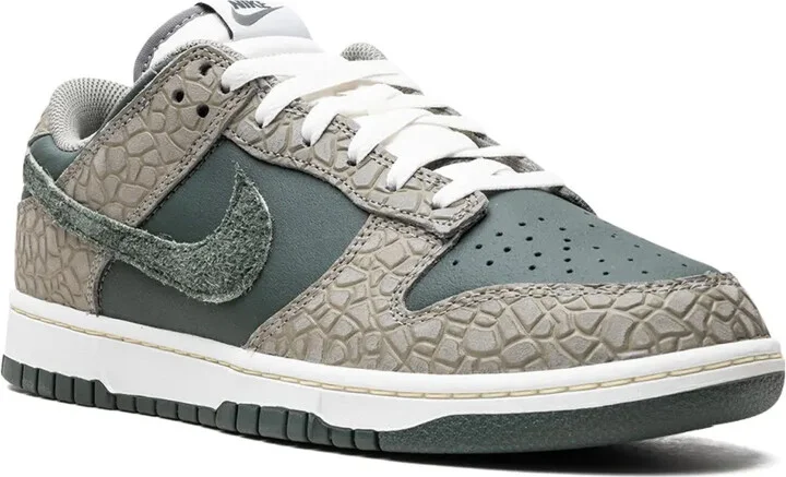 Dunk Low "Urban Landscape 2.0" sneakers - Image 2