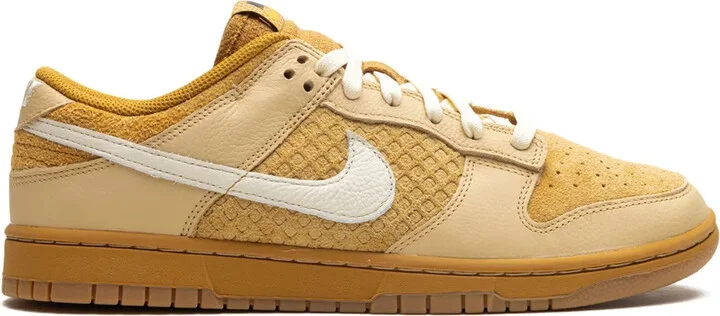 Dunk Low "Waffle" sneakers