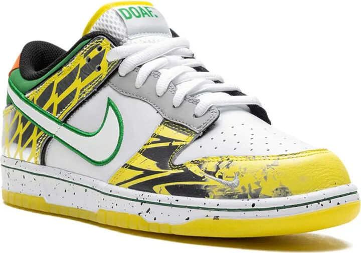 Dunk Low "What the Duck Away University of Oregon PE" sneakers - Image 2
