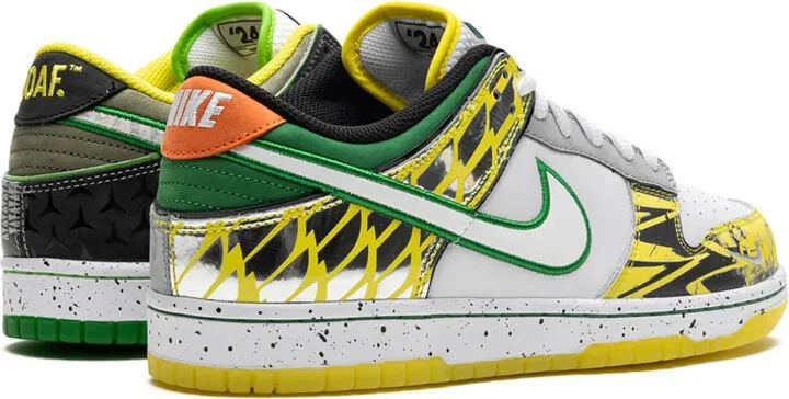 Dunk Low "What the Duck Away University of Oregon PE" sneakers - Image 3