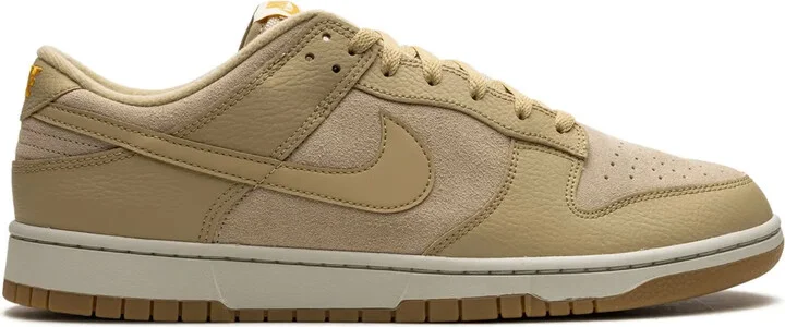 Dunk Low "Wheat" suede sneakers
