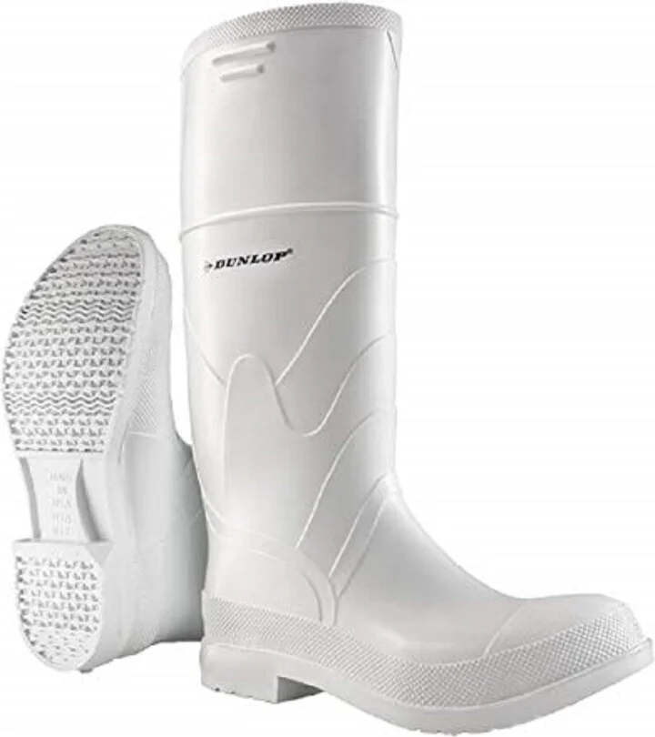DUNLOP White PVC Plain Toe provides 100% waterproof protectin with Slip-resistant safety-loc outsole for superior traction on slippery surfaces.