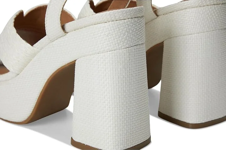 DV by Dolce Vita Waylan Women's Sandals White : 9 M, Synthetic - Image 4