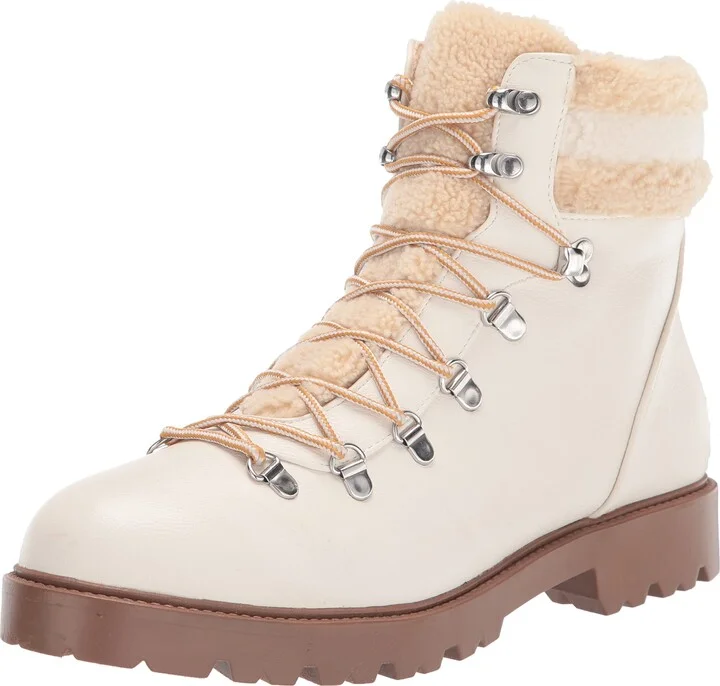 DV Dolce Vita Quandry Bootie