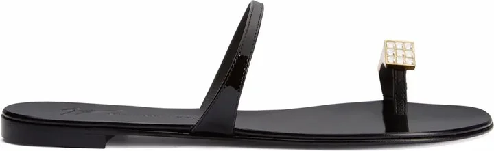 Dynamo Ring sandals