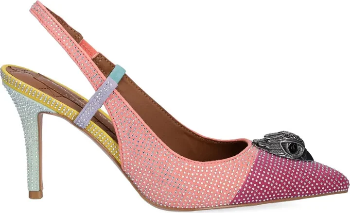 Eagle-motif pumps