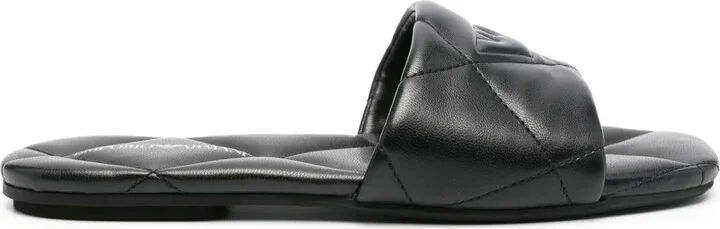 Eagle-motif quilted sandals