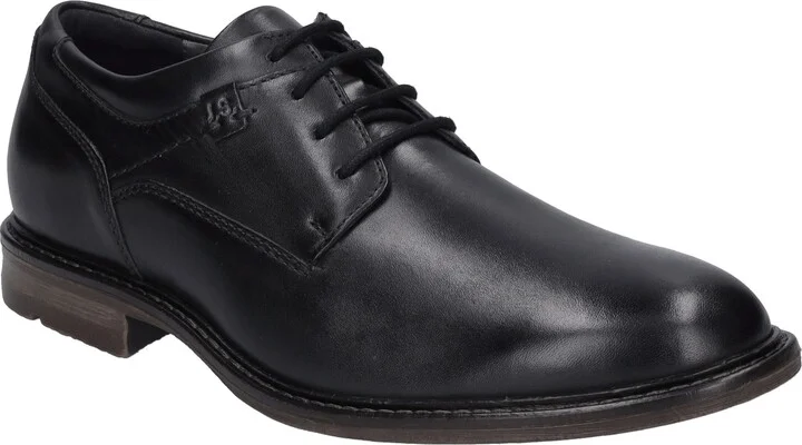 Black Arezzo