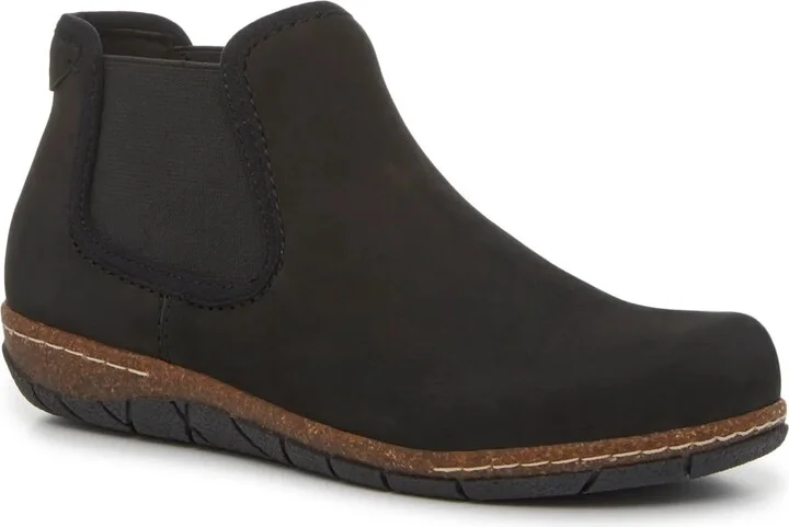 Earth Erica Bootie