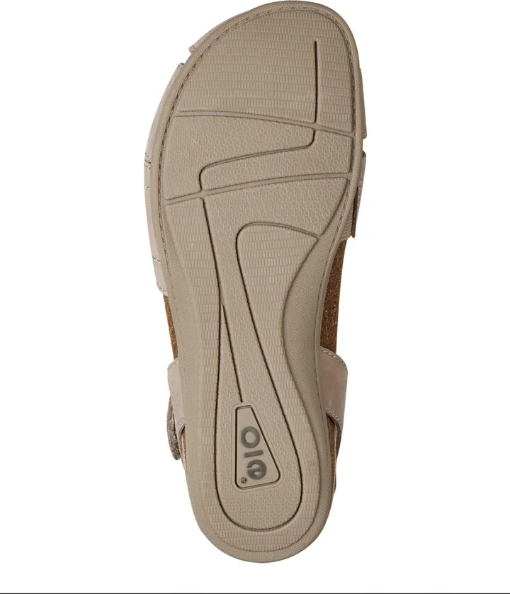 Earth Women's Birdine Cutout Flat Slingback Sandals - Image 5