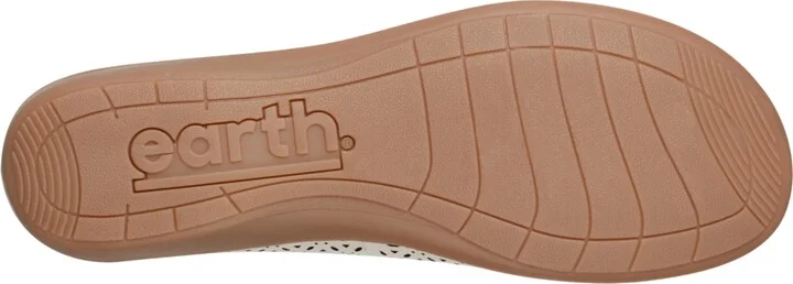 Earth Women's Bria Casual Flat - Image 5