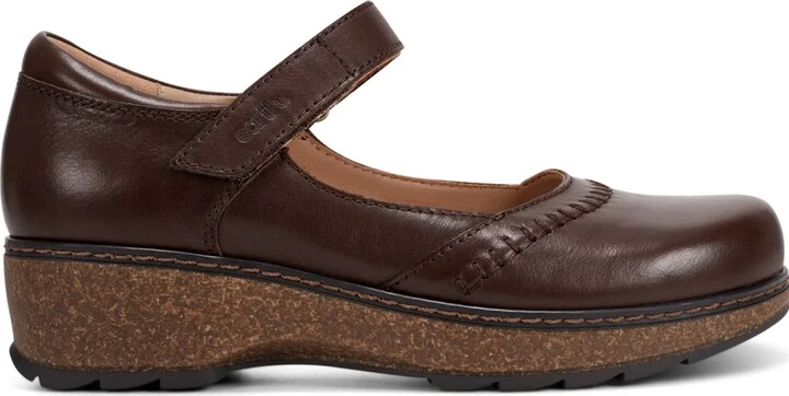 Earth Women's Kalece Leather Stitched Mary Jane Flats - Image 2