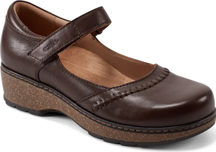 Earth Women's Kalece Leather Stitched Mary Jane Flats