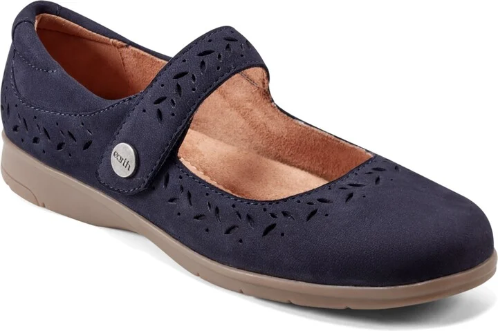 Earth Women's Kinsey Mary Jane Flats