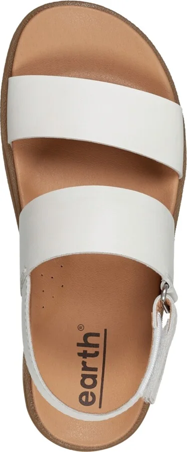Earth Women's Leah Round Toe Strappy Casual Flat Sandals - Image 3