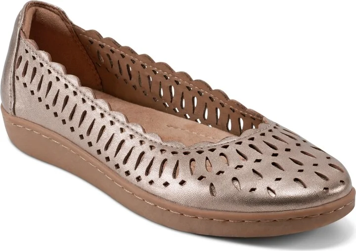 Earth Women's Luna Cutout Ballet Flats