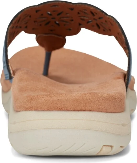 Earth Women's Sadie T-Strap Flat Sandals - Image 7