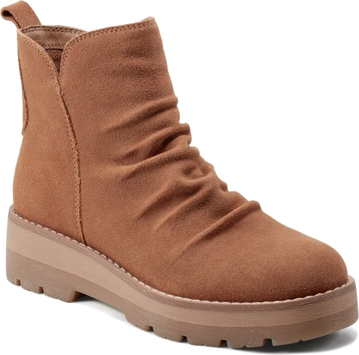 Earth Women's Yonder Waterproof Ruched Lug Sole Booties