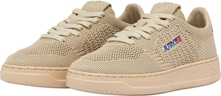 Easeknit Medalist Low Sneakers - Image 2