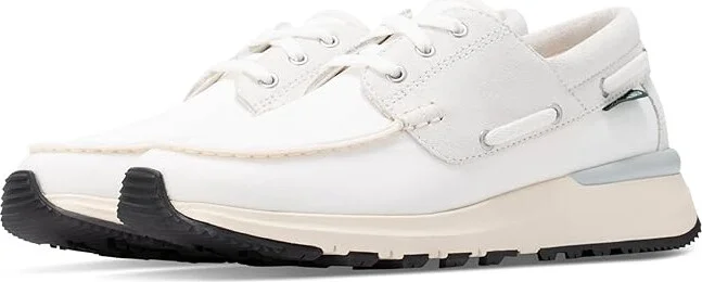 Eastland 1955 Edition Leap Trainer Women's Flat Shoes White : 7 B - Medium, Leather