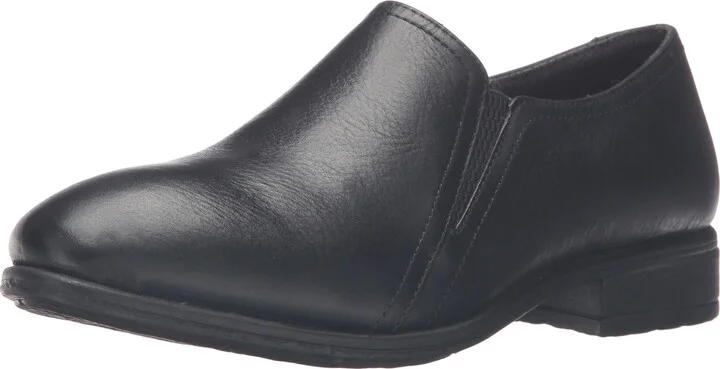 Eastland Women's Carly Slip-On Loafer