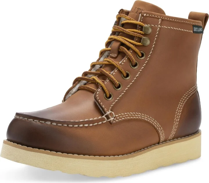 Eastland Women's Lumber UP Ankle Boot