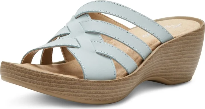 Eastland Women's Poppy Slide Sandal