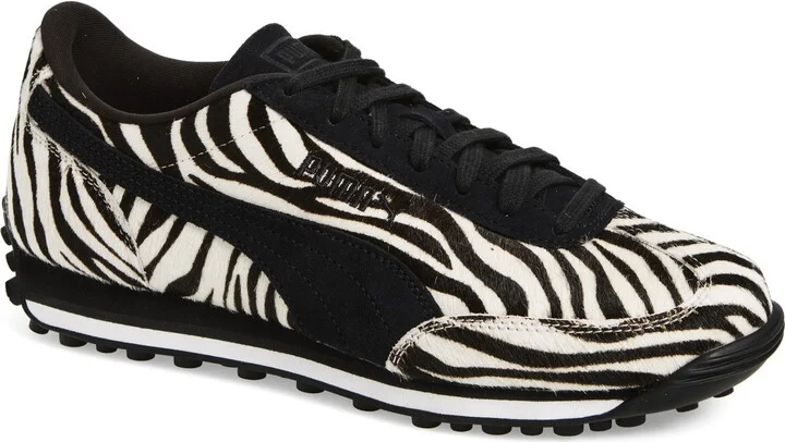 Warm White-Puma Black