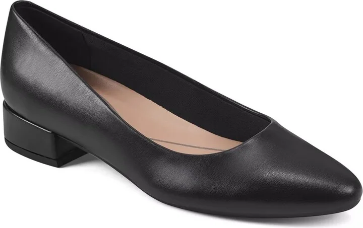 Easy Spirit Carey Pump