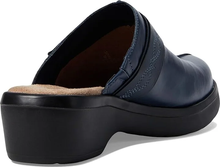 Easy Spirit Pine Women's Shoes Dark Blue : 5.5 M (B), Leather - Image 4