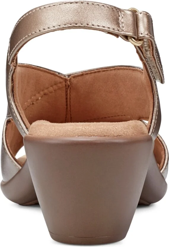 Easy Spirit Women's Chantal Crisscross Low Heel Sandals - Image 7