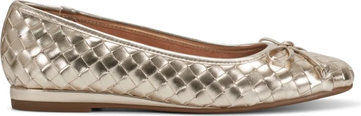Easy Spirit Women's Dayanna Woven Slip-On Ballet Flats - Image 6