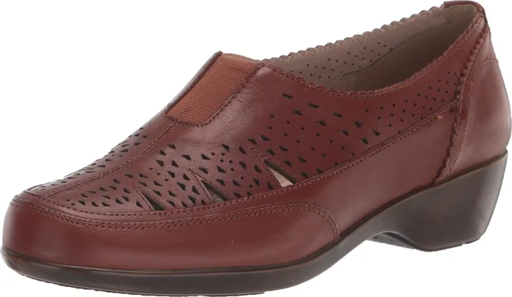 Easy Spirit Women's Duff Pump