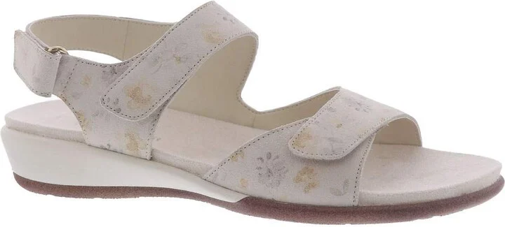 Easy Spirit Women's Flat Sandals