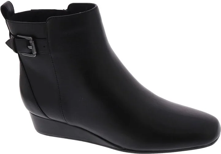 Easy Spirit Women's Georgia Ankle Boot