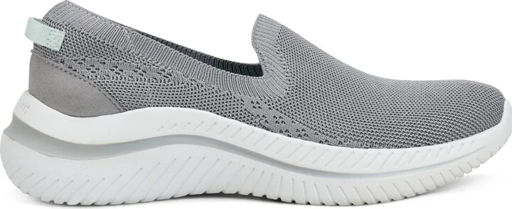 Easy Spirit Women's Golda Lightweight Slip-On Sneakers - Image 2