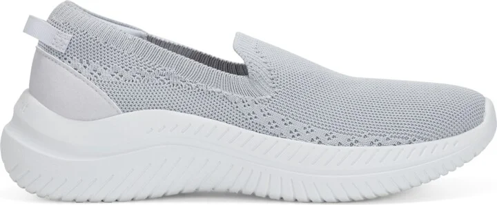 Easy Spirit Women's Golda Lightweight Slip-On Sneakers - Image 6
