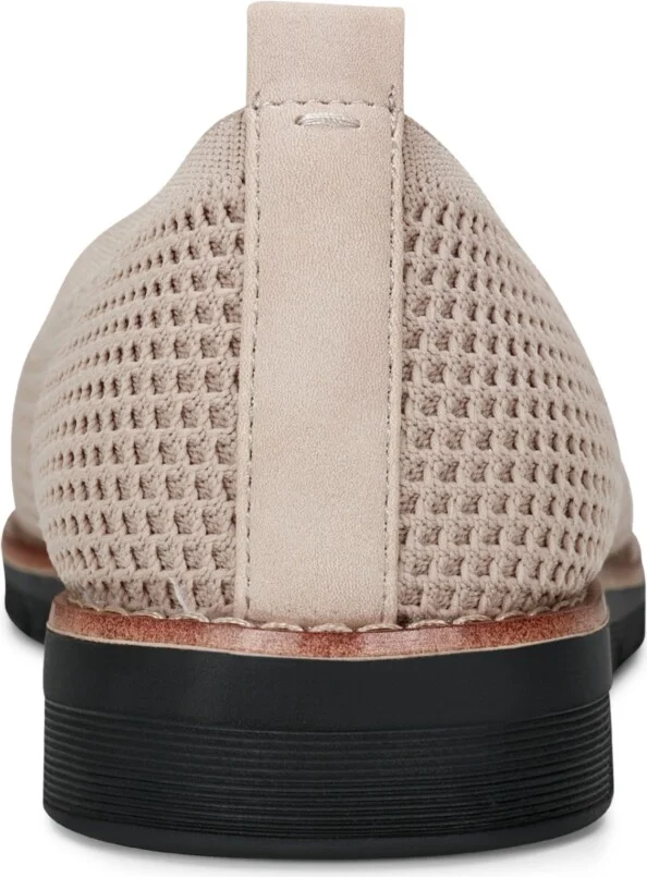 Easy Spirit Women's Kellina eFlex Lightweight Slip-On Flats - Image 11