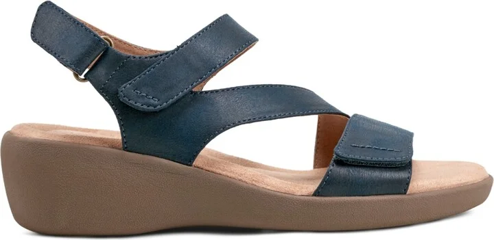 Easy Spirit Women's Kimberly Strappy Low Wedge Sandals - Image 6