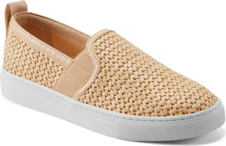 Easy Spirit Women's Livia Round Toe Casual Sneakers