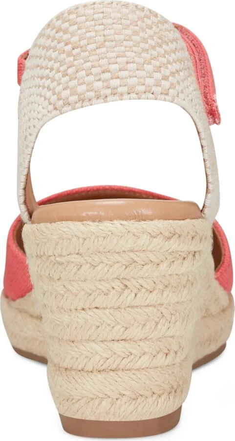Easy Spirit Women's Makaylie Closed Toe Wedge Sandals - Image 3