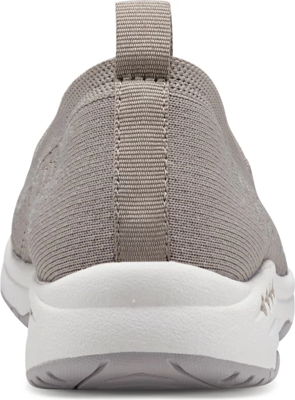 Easy Spirit Women's Tech Round Toe Casual Slip-on Flats - Image 11