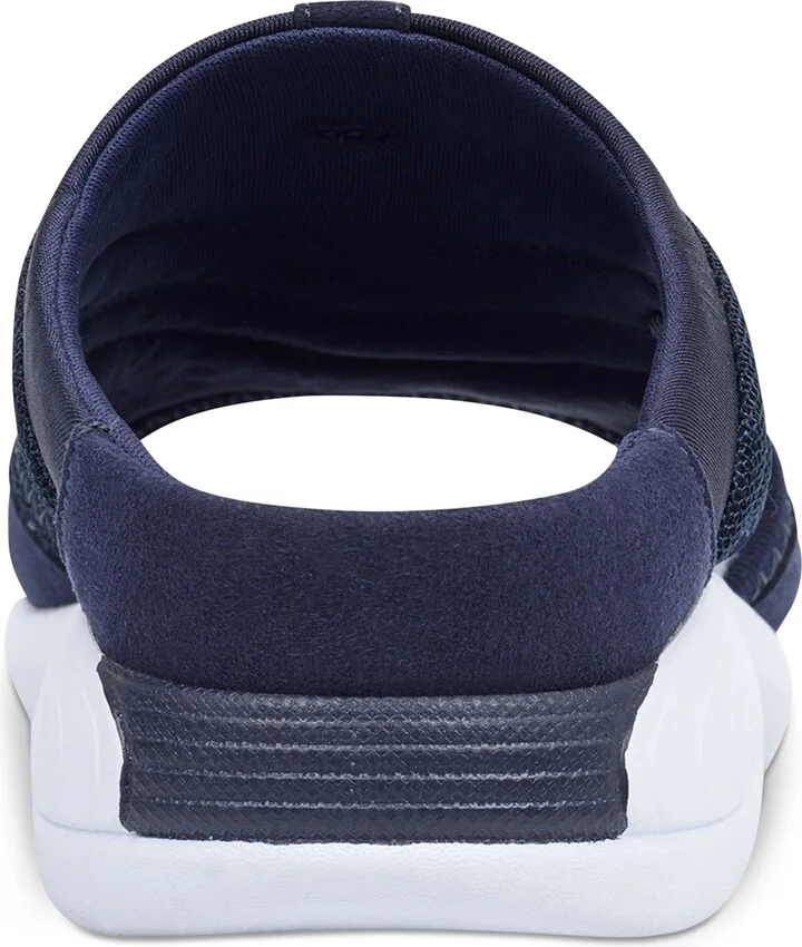Easy Spirit Women's Traciee Lightweight Flat Easy-On Sandals - Image 11