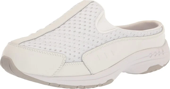 Easy Spirit Women's Traveltime 598 Sneaker